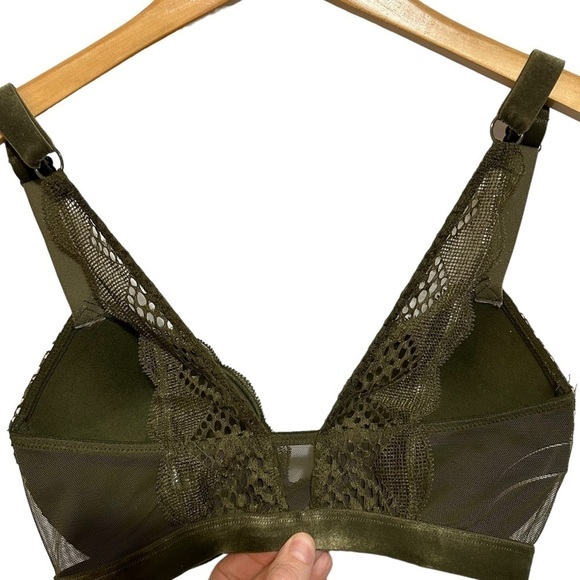 Victoria’s Secret Very Sexy Push Up Bra 32D Army Green Underwire Front Close - Picture 5 of 8